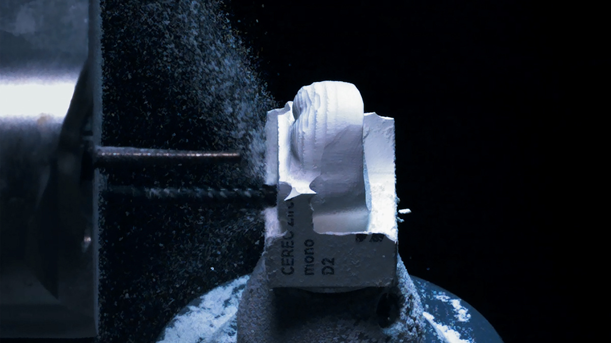 Milling machine